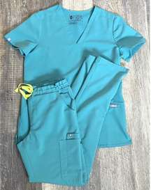 Scrubs Set