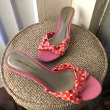 2000s pink and orange polka dot open peep toe retro kitten bow sandal 2” heels