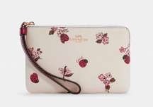 COACH Corner Zip Wristlet In Ladybug Floral Print C7309 MSRP $78