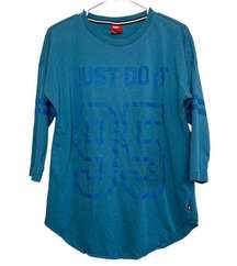 NIKE Women's Blue 3/4 Sleeve Top