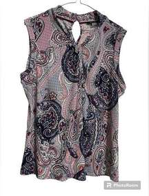 Tommy Hilfiger women’s large bandana print sleeveless blouse with keyhole back