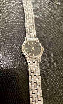 Seiko 2 Tone Watch Stainless Steel Silver Gold Vintage Analog