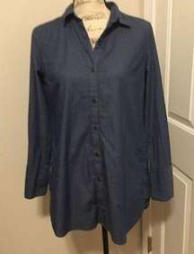 391- New York Company Jean button down blouse