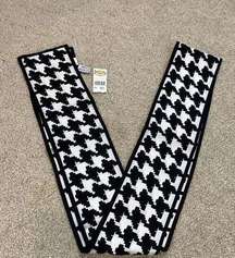 NWT  Talbots Black White Houndstooth Double Sided 100% Silk Oblong Scarf  66* 4