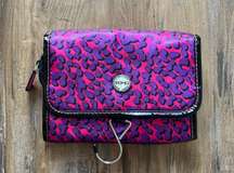 NWOT  Beauty Hanging Toiletry Travel Makeup Bag Pink/purple