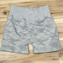 Grey Camo Seamless Shorts Women’s XL