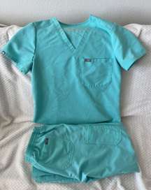 Scrubs Set