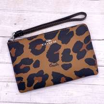 Coach Corner Zip Wristlet With Leopard Print Light Saddle Multi CC871