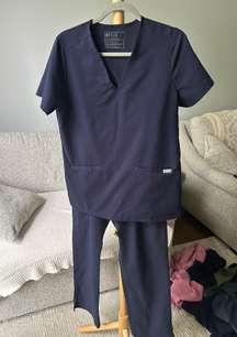 Scrubs Set