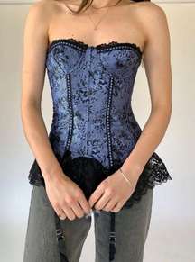 Y2K Frederick’s of Hollywood bustier in purple with black lace ruffles size 34