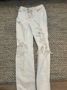 white ripped 90’s boyfriend straight leg jeans