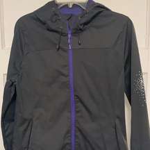 Sporty  hooded greg zip up rain jacket L