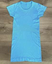 Lululemon Swiftly Tech Short Sleeve Seamless Blue Tee Shirt Size 2