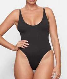 Scoop Neck One Piece Swimsuit M NWT