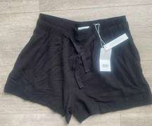 NWT Vince 100% Cotton Black High Rise Short Size Xsmall