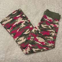 💕(3/$10) pink camo flare pj pants