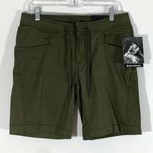 NWT Black Diamond Credo Sergeant Dark Green Shorts