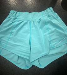 Lululemon Hotty Hot Low-Rise Short 4”