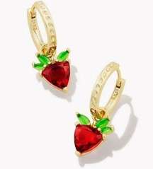 NWT Kendra Scott Strawberry Huggie Hoop Fruit Earrings