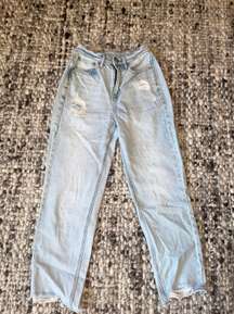 Outfitters Crop Jeans