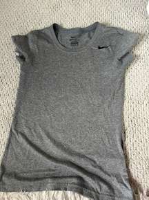 women’s grey exercise tee