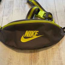 Nike Belt Bag