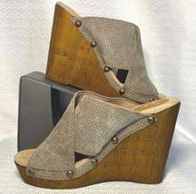 Sbicca khaki Suede Leather Stud Platform Sandals women size 8 M