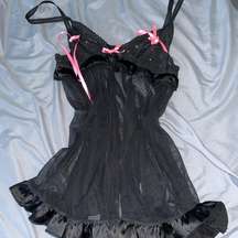 Like new vintage Victoria’s Secret slip