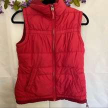 American Eagle puffer vest,