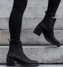 Thursday Boot Company Everyday Knockout Chelsea Matte  Black Leather Ankle 6.5