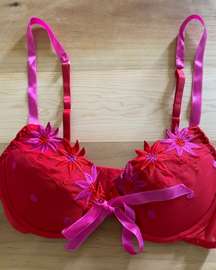 Fredrick’s Of Hollywood Red And Pink Floral Ribbon Front Bra Size 36C