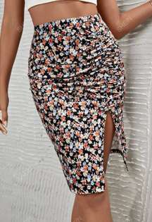 Frenchy High-Waisted Floral Print Ruched Pencil Skirt