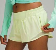Lululemon Hotty Hot Low Rise 2.5” Shorts Size 8 Crispin Green