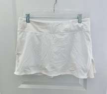 Play Off The Pleats Skirt White