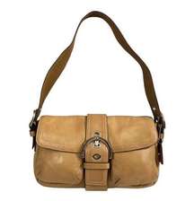 COACH Vtg tan leather flap closure Y2K shoulder bag purse