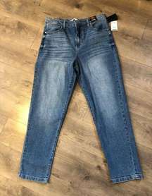 Celebrity Pink Curvy Mid Rise 90’s Jeans New