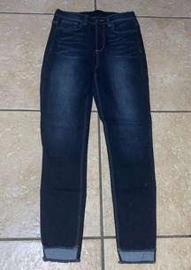 Harper High Rise Skinny Jeans Size 28