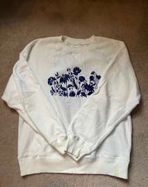 Outfitters White Crew Neck