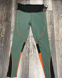 NWT  Color Block Green Orange Black Leggings Size Medium
