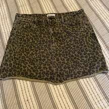 Mudpie Cheetah Skirt, denim size medium. 

Super cute and gently worn