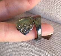 VINTAGE WMA ROGERS ONEIDA SILVER PLATE SPOON RING SIZE 5.75