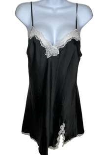 Victoria’s Secret Slip Chemise Black with Cream Lace Detail Size Medium 