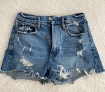 Abercrombie The Mom Short High Rise 