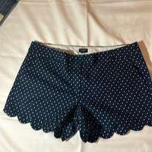 J.Crew Women’s Linen Blend Navy/White polkadot Shorts W/Scallop hemSize 12-EUC