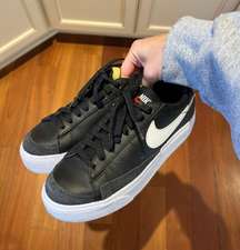 Blazer Low Platform