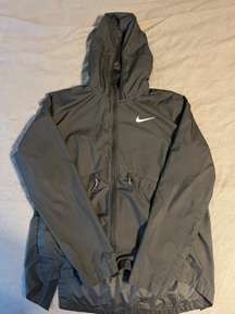 Essential Women’s Running Jacket