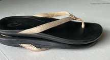 OluKai Ho’opio Sandals bubbly/ black size 7 flip flops