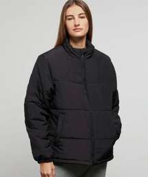 Lightweight Black Puffer Jacket