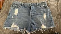 Ultra High Rise Mom Shorts 3”