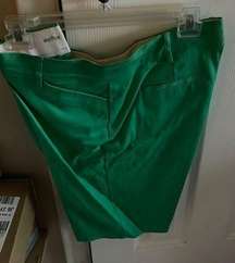 New Counterparts Kelly Green Walking Golf shorts